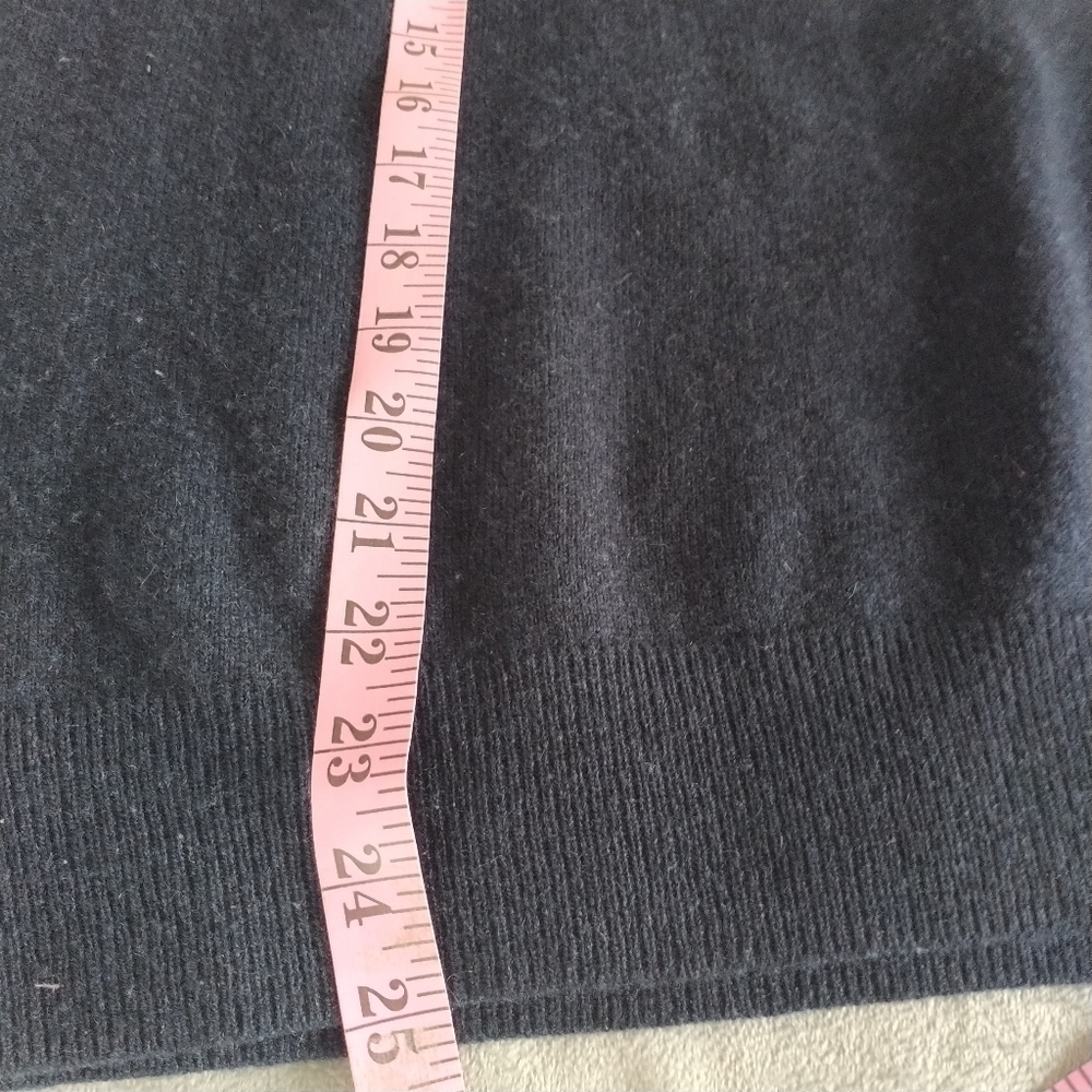 Juicy Couture Black Label Italian Cashmere Striped Sleeve  JUICY Sweater S - Picture 12 of 15